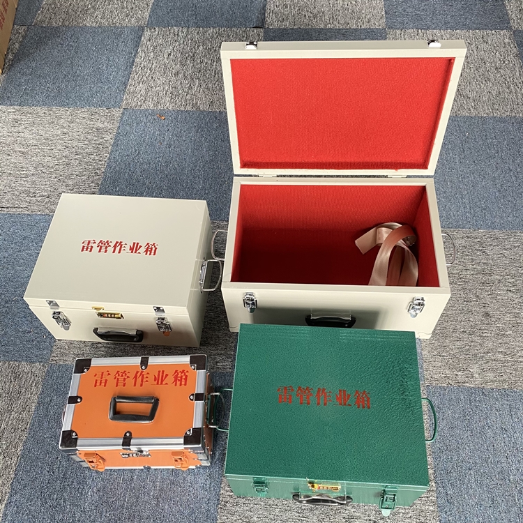 永寿爆破工程作业箱如何选择？玻璃钢与传统材质的全面对比
